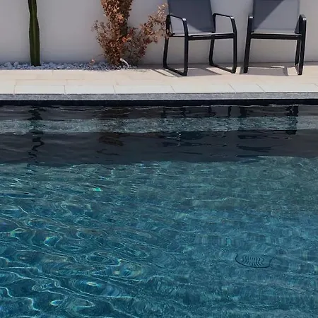 Azalea Deluxe Sannicola