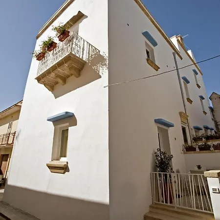 Azalea Deluxe * Sannicola