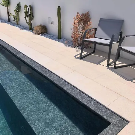 Azalea Deluxe サンニコーラ