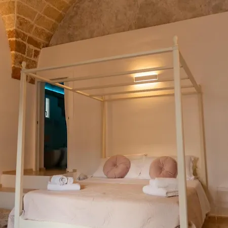Azalea Deluxe Apartman Sannicola