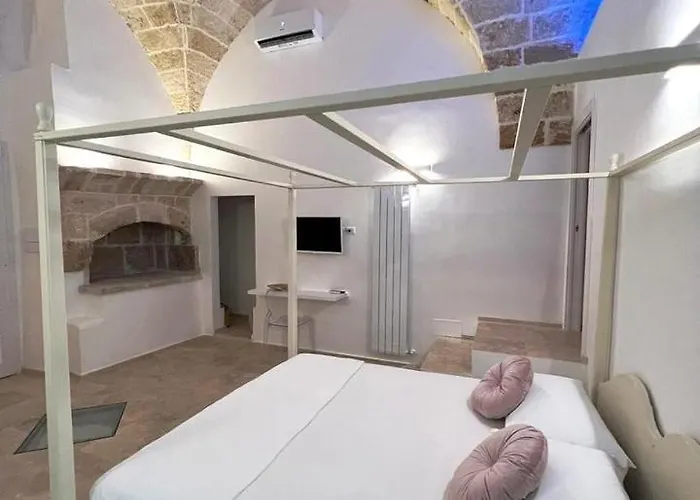 アパート Azalea Deluxe