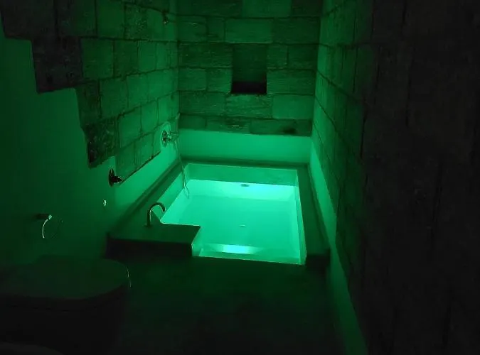 Azalea Deluxe * سانيكولا