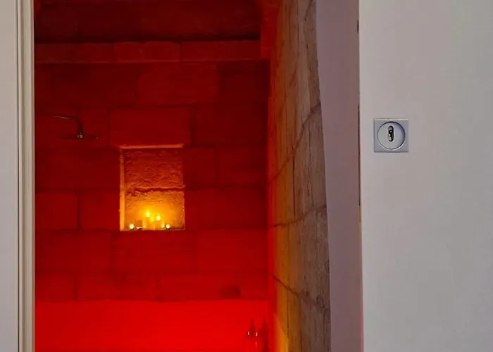 アパート Azalea Deluxe *